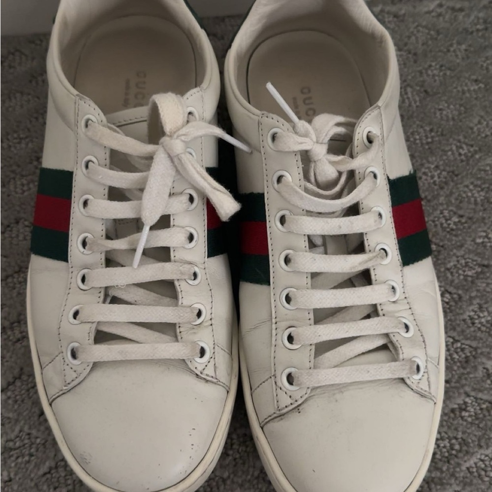 Women’s Gucci Ace Sneakers - Picture 3 of 6
